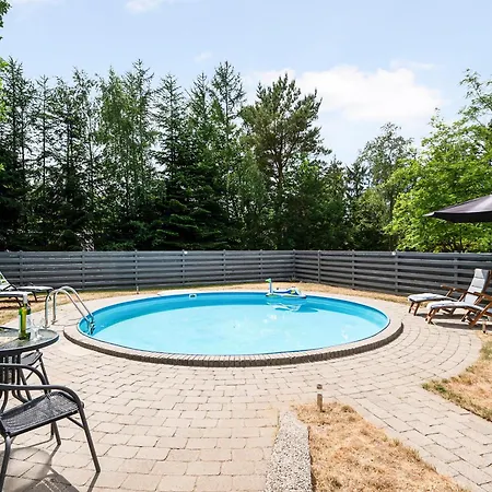 Holiday home Amazing In With 2 Bedrooms, Swimming Pool And Wifi Ronde